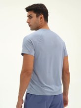 🔥Buy One Get One Free🔥 Men’s Summer Sports T-Shirt – Reflective Quick-Dry Short Sleeve, Breathable Loose Fit Running & Gym Training Top