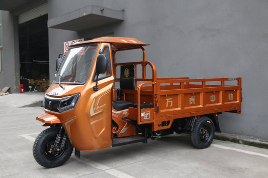 WH200ZH‑21 Semi‑Enclosed Cargo Tricycle – Gas‑Powered 3‑Wheel Transport with Driver Canopy 🚛